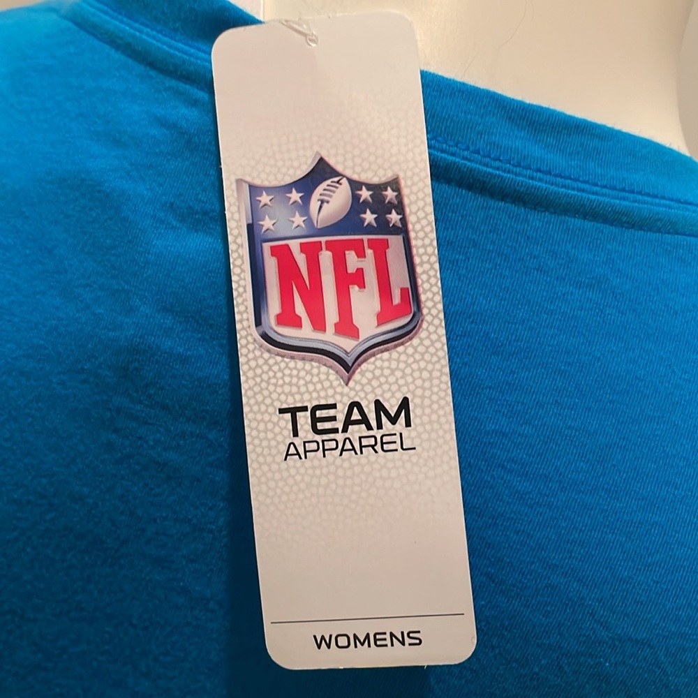 Carolina Panthers NFL Team Apparel Women’s V Neck T Shirt with Lateral Script L - Picture 8 of 10